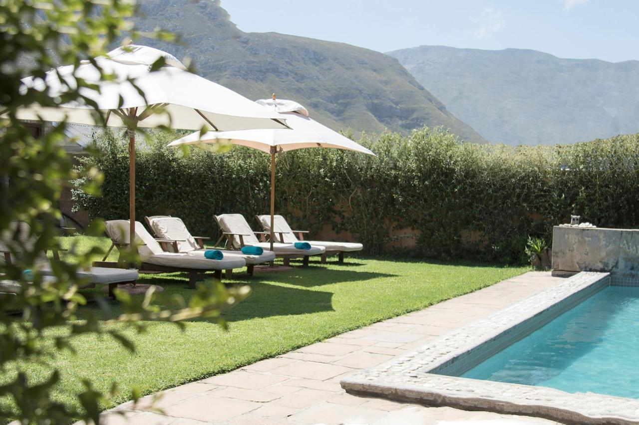 The Yacht Hotel Hermanus Buitenkant foto